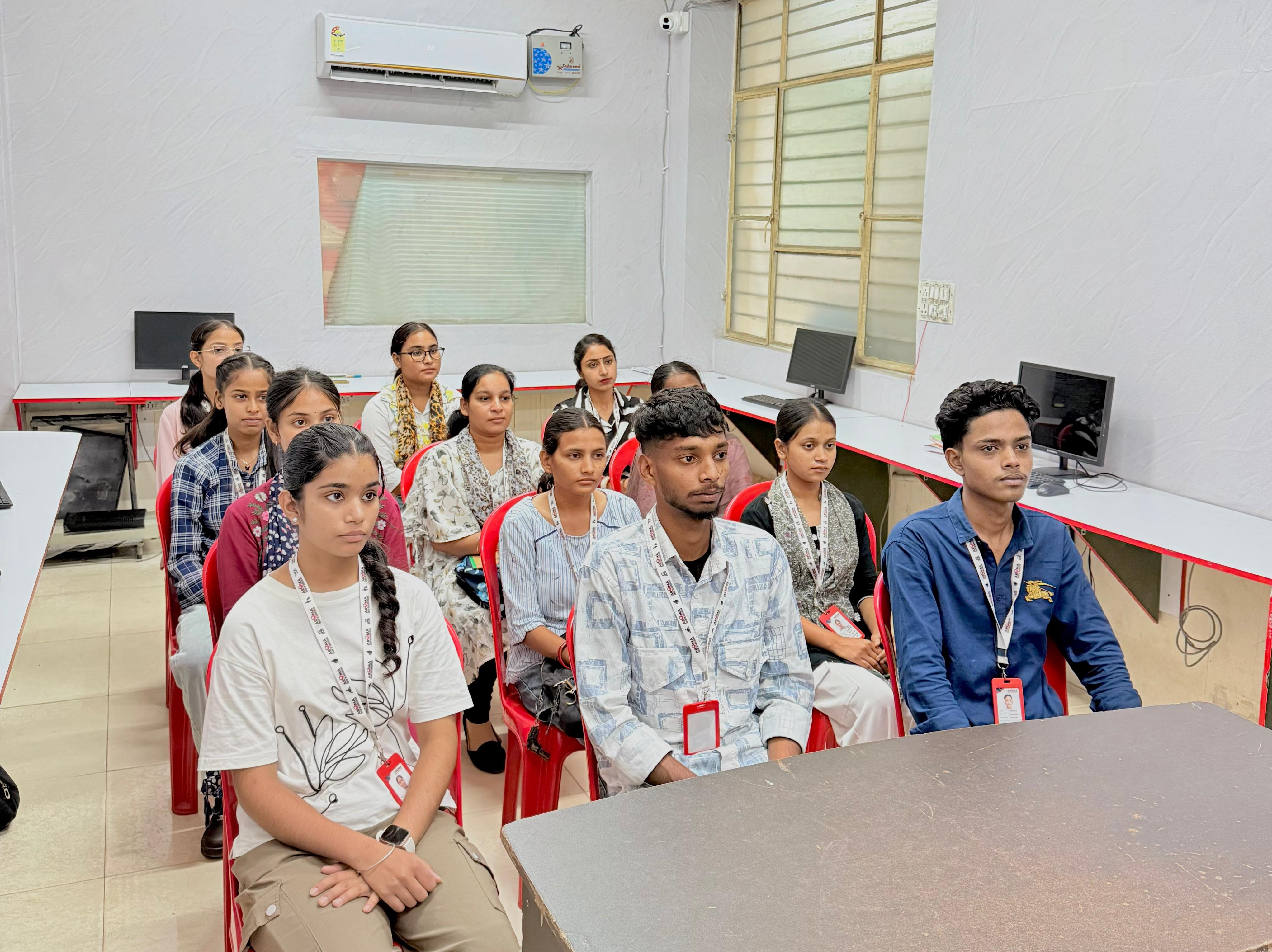 Start Your Career with Aroma Institute Digital Marketing Training in Hoshiarpur